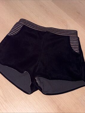 ⭐️ZHIVAGO VELVET HOT SHORTS gold trim 8